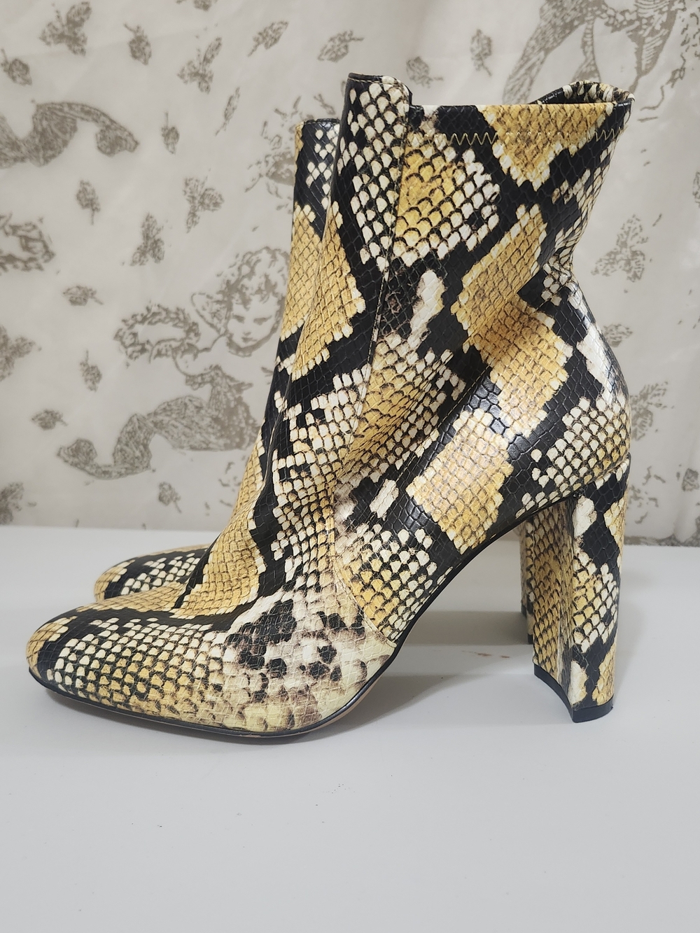 Aldo MAXIMALIST Snake Print Ankle Bootie Side Zip Faux Leather Almond Toe 8